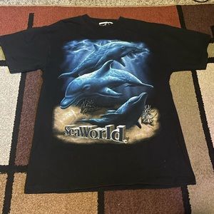 VTG Seaworld t shirt